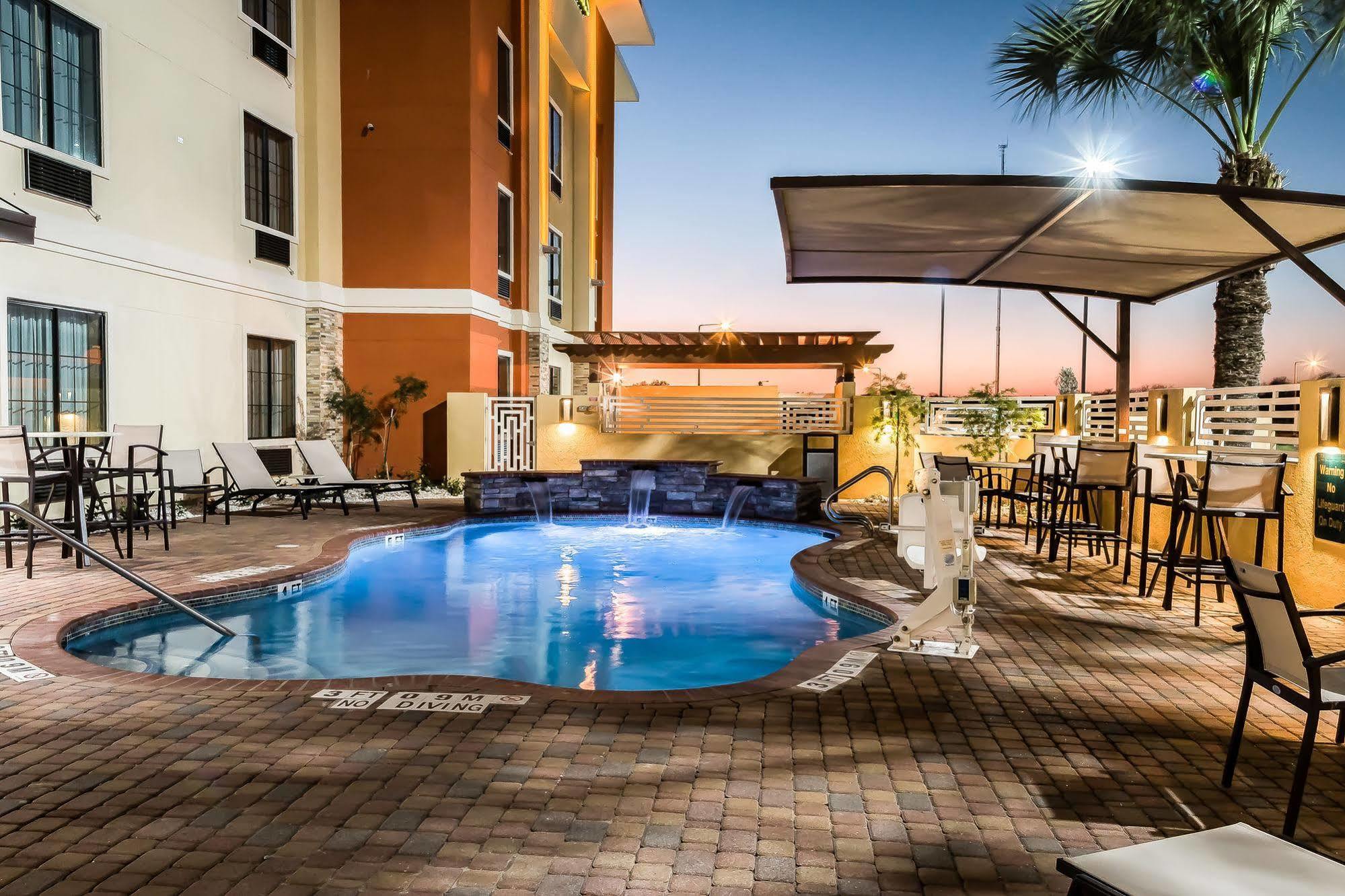 Mainstay Suites Edinburg Εξωτερικό φωτογραφία